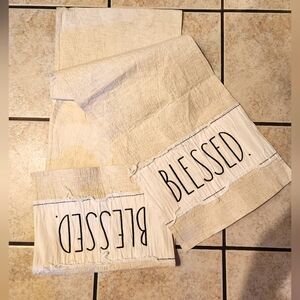 Rae dunn table runner